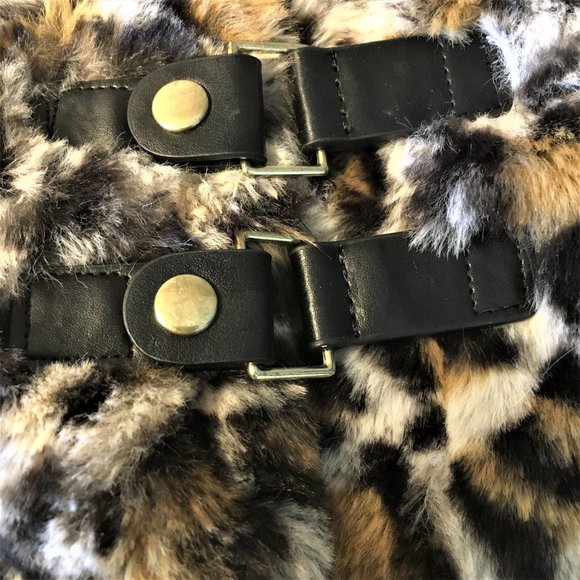 MAX STUDIO Girls Cheetah Print Faux Fur Vest  | 4T - Picture 3 of 9